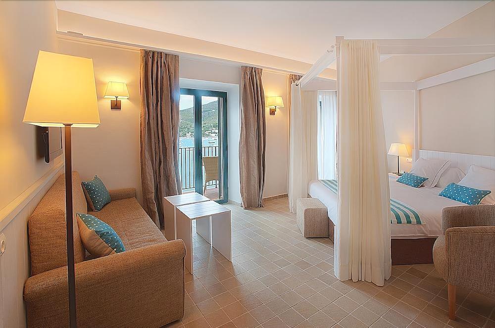 Hotel Playa Sol Cadaqués Eksteriør billede